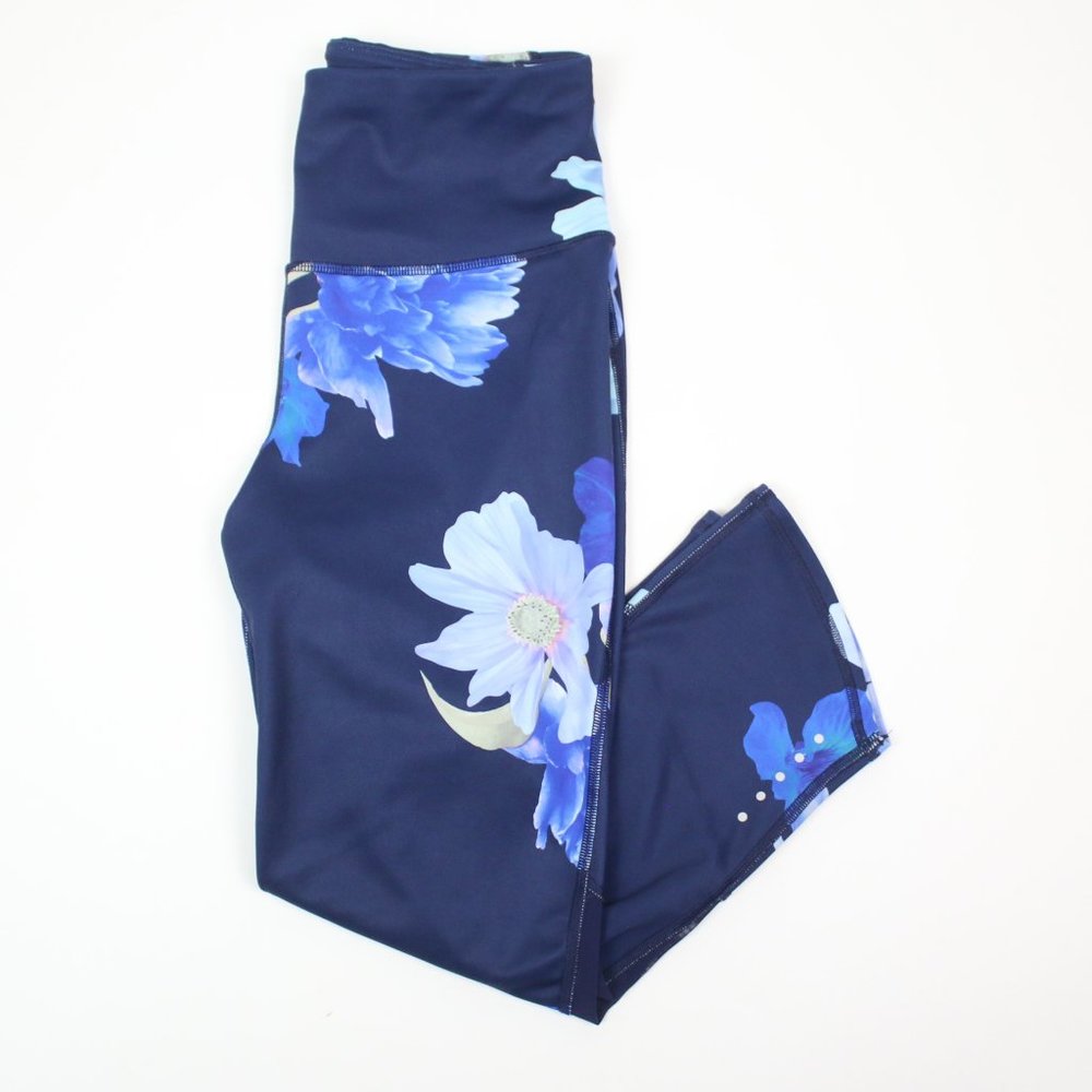 Old Navy Womens Small Floral Elevate Go-Dry Cropped Leggings